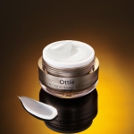 Przeciwzmarszczkowy krem do twarzy z koenzymem Q10 OTTIE GOLD PRESTIGE, 50 ml